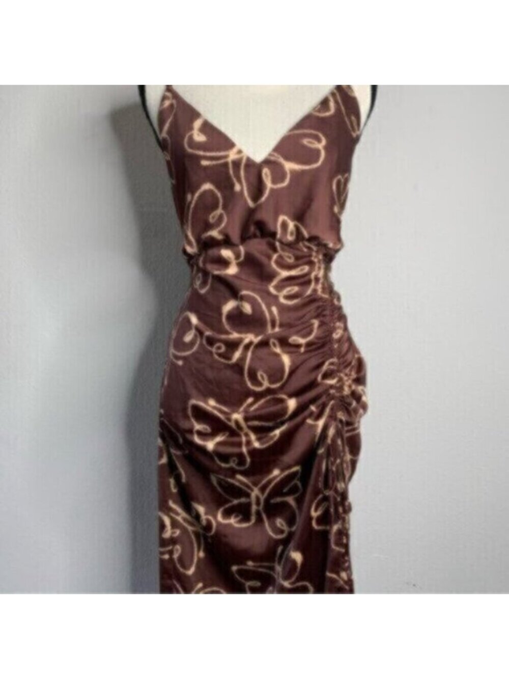 Urban Outfitters Brown & Cream Plunged Neckline Midi Dress - Picture 6 of 16